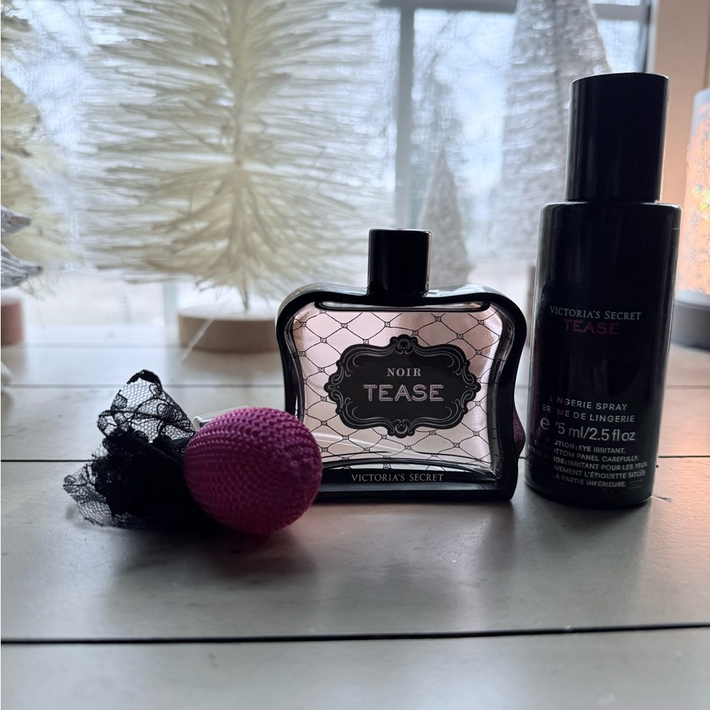 Victoria's Secret Noir Tease Fragrance Duo - Black and Pink